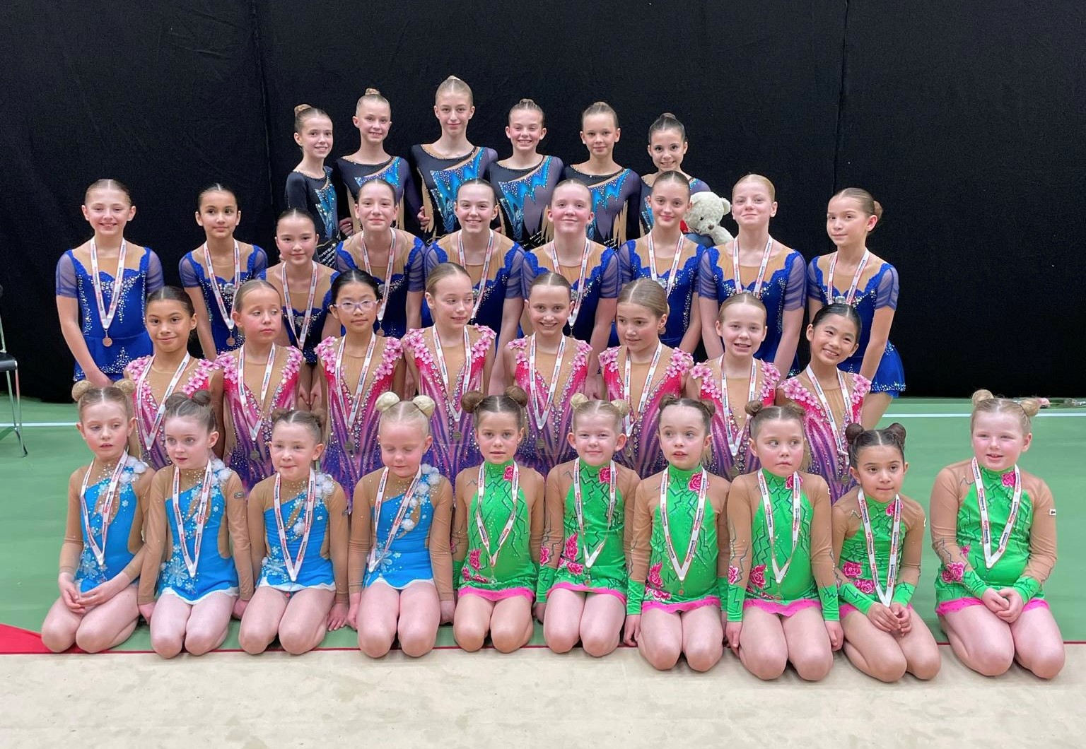 Ved DM i Grand Prix den 10. og 11. Maj høstede gymnasterne fra Team Posie en flot guldmedalje, Team Daisy fik en fornem bronzemedalje mens foreningens ældste piger fra Team Ixia placerede sig lige uden for medalje rækkerne